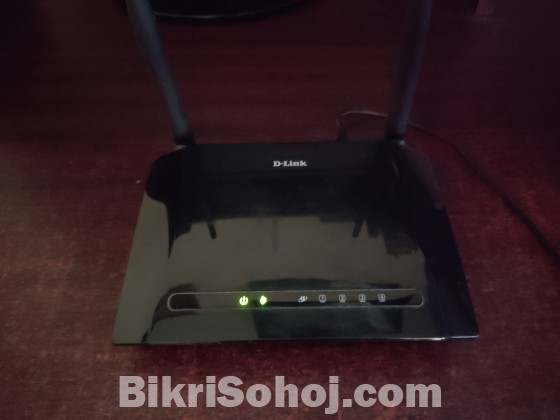 D-Link Dir-615 Dual Antenna Wireless 2.4GHz N300 Router